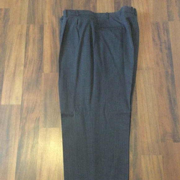 Mens 2 pc Navy Blue suit - Picture 4 of 10